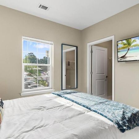 Elegant 1Br/1Ba Condo With Pool, Gym And Laundry Melbourne Kültér fotó